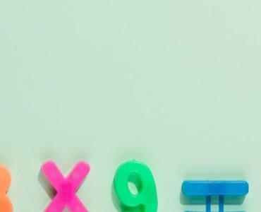 Matematyka z lasu: patyki i kamyki, które zamieniają liczenie w przygodę