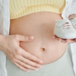 Dom jako miejsce narodzin: jak zadbać o bezpieczeństwo i spokój