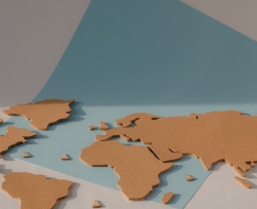 Świat w zarysie: odkrywaj geografię z mapą konturową – od zabawy do wiedzy